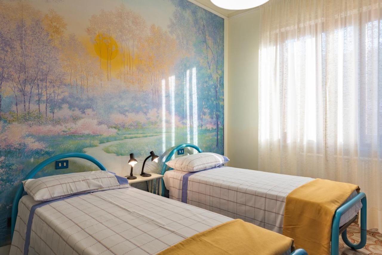 Apartment Holiday Versilia Camaiore Dış mekan fotoğraf